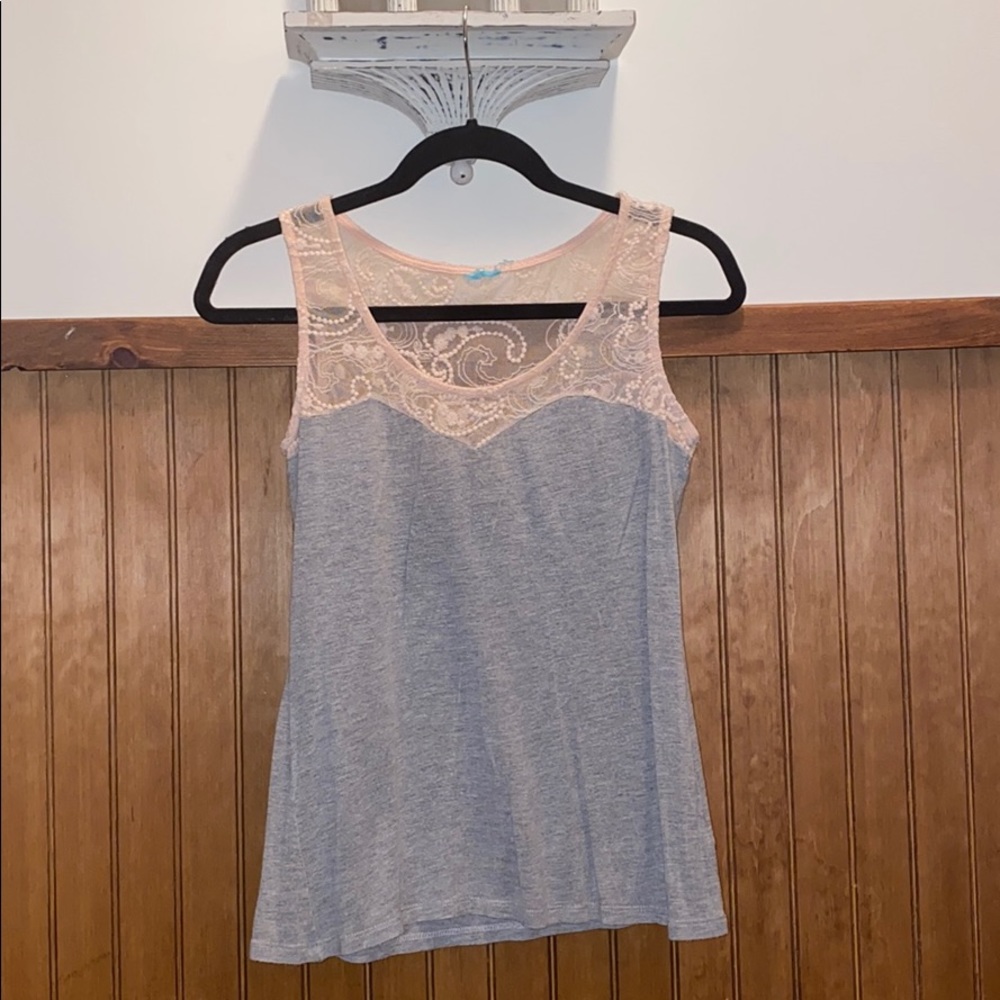 Women’s cotton & lace tank top!